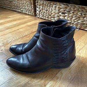 Frye Farrah Bootie - Size 9